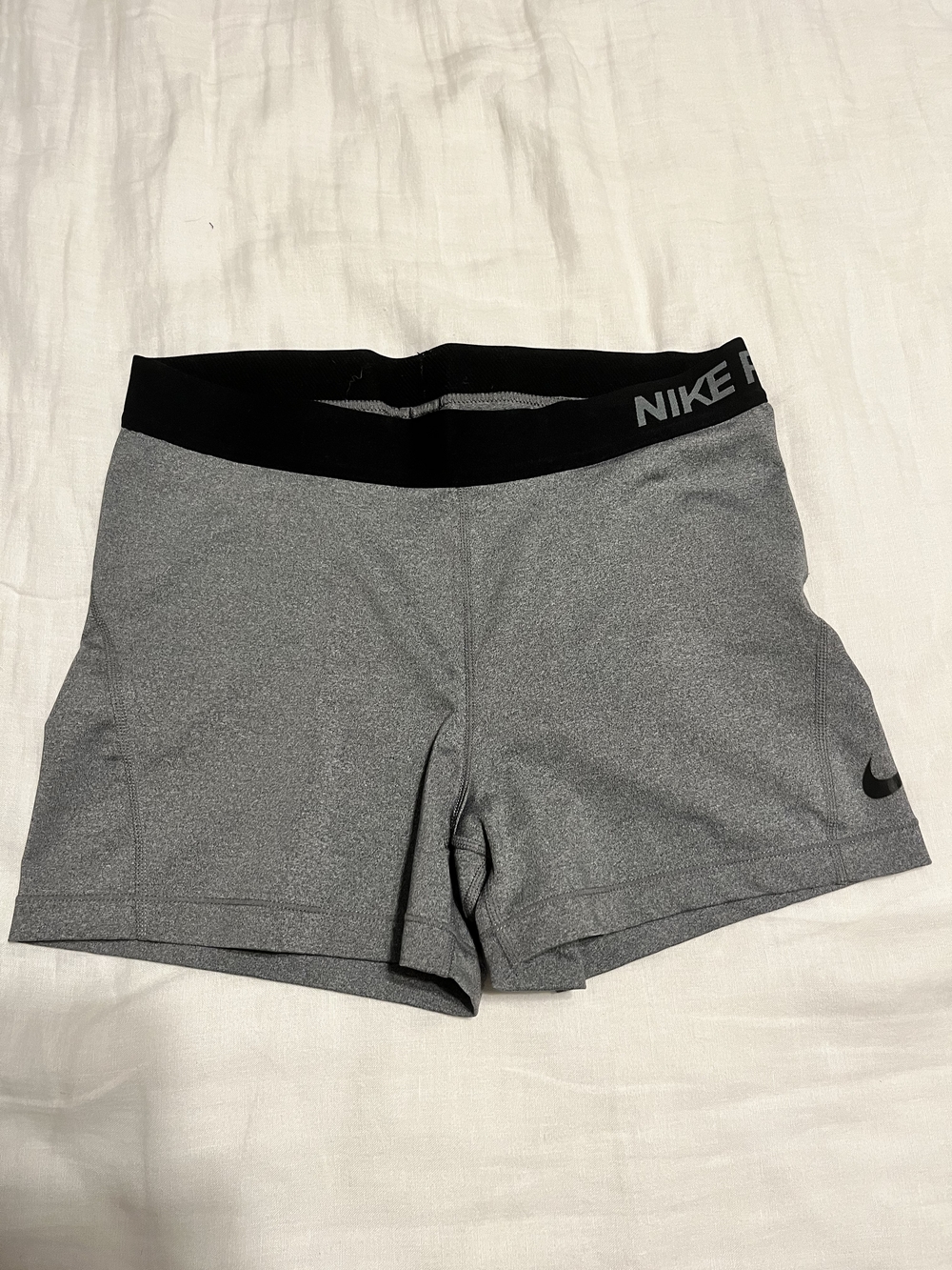 Nike Athletic Shorts Gray & Black Large Like New